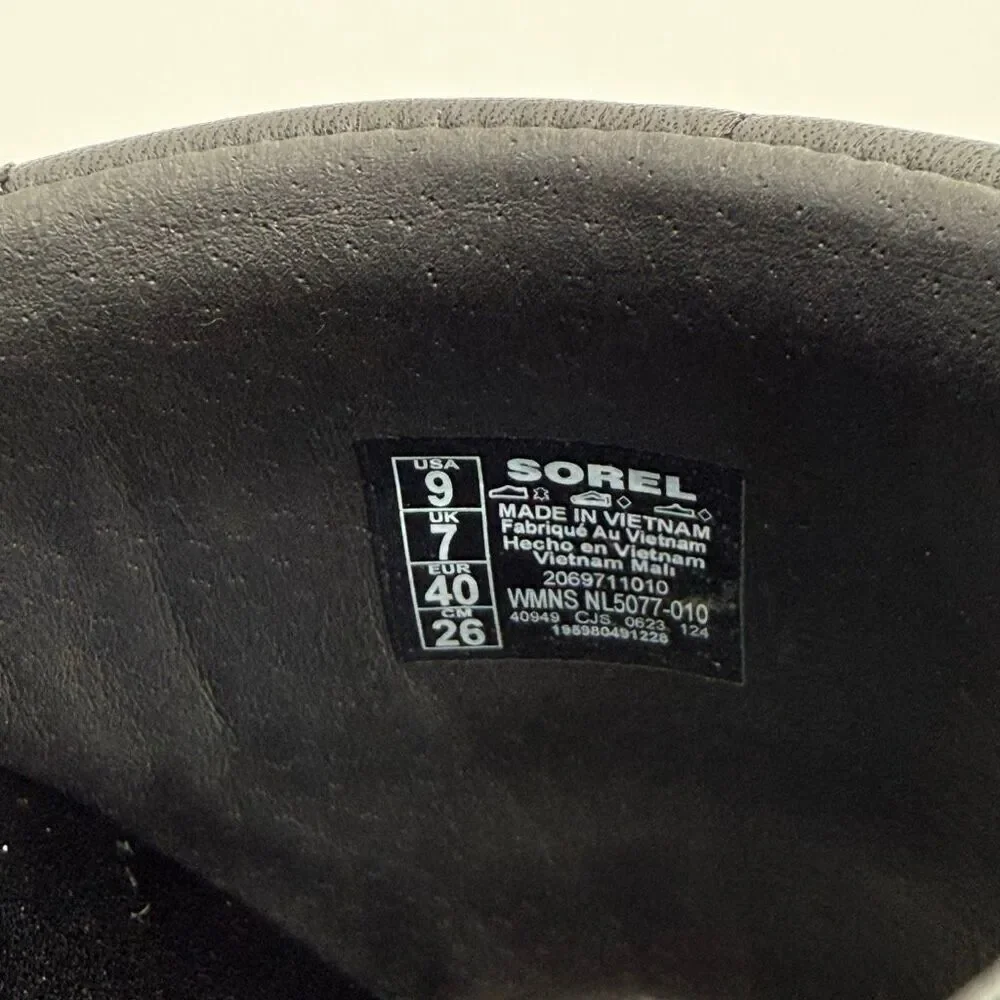 Sorel Ella III Quilted Puff Leather Black Slides - US Women’s Size 9 / EU 40 //